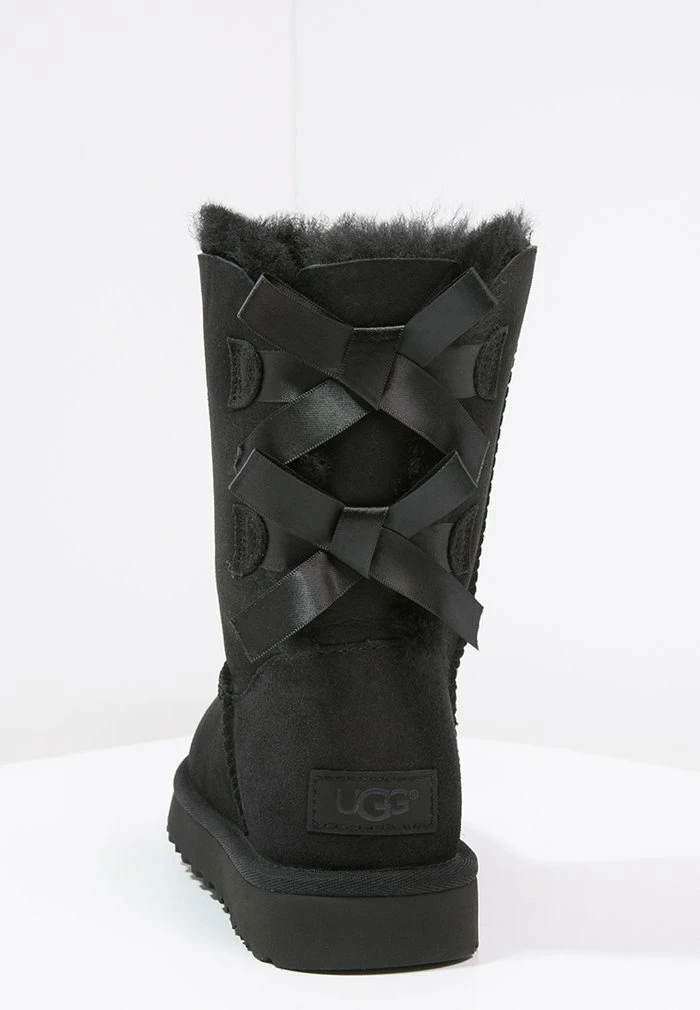 UGG BAILEY BOW - Classic Ankle Boots - Black - Image 5