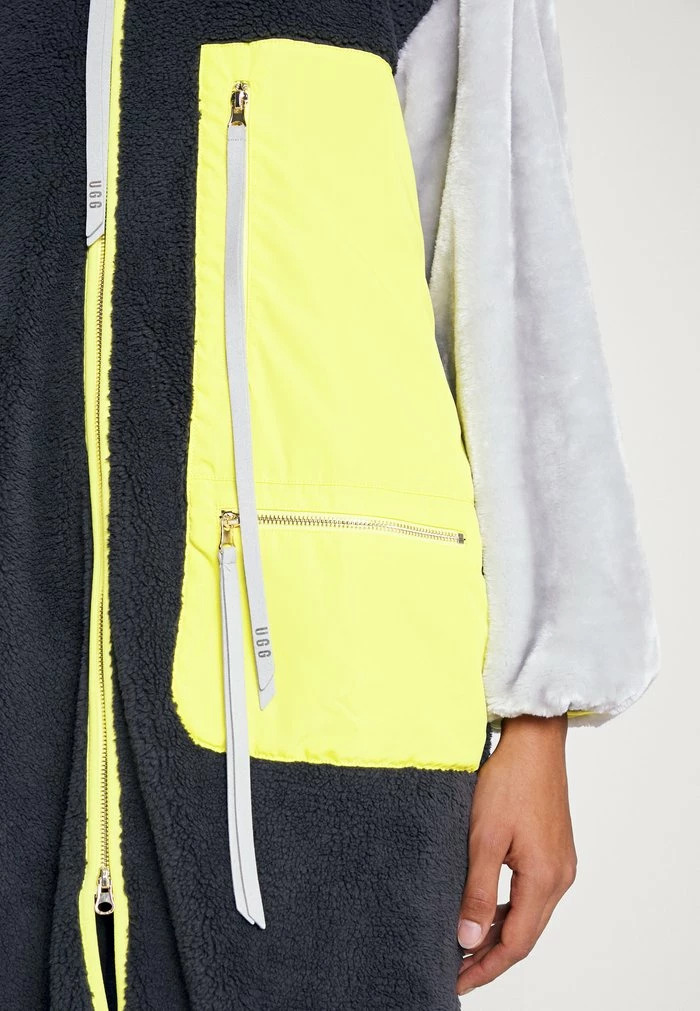 UGG MARLENE - Winter Jacket - Ink - Image 5