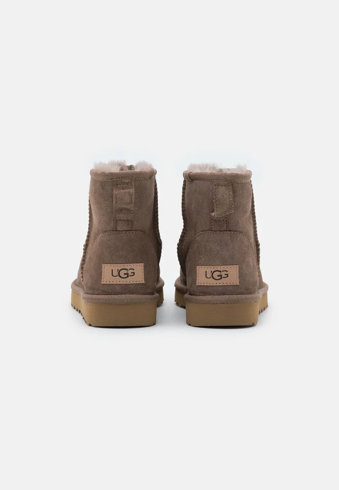 UGG CLASSIC MINI - Classic Ankle Boots - Caribou - Image 4