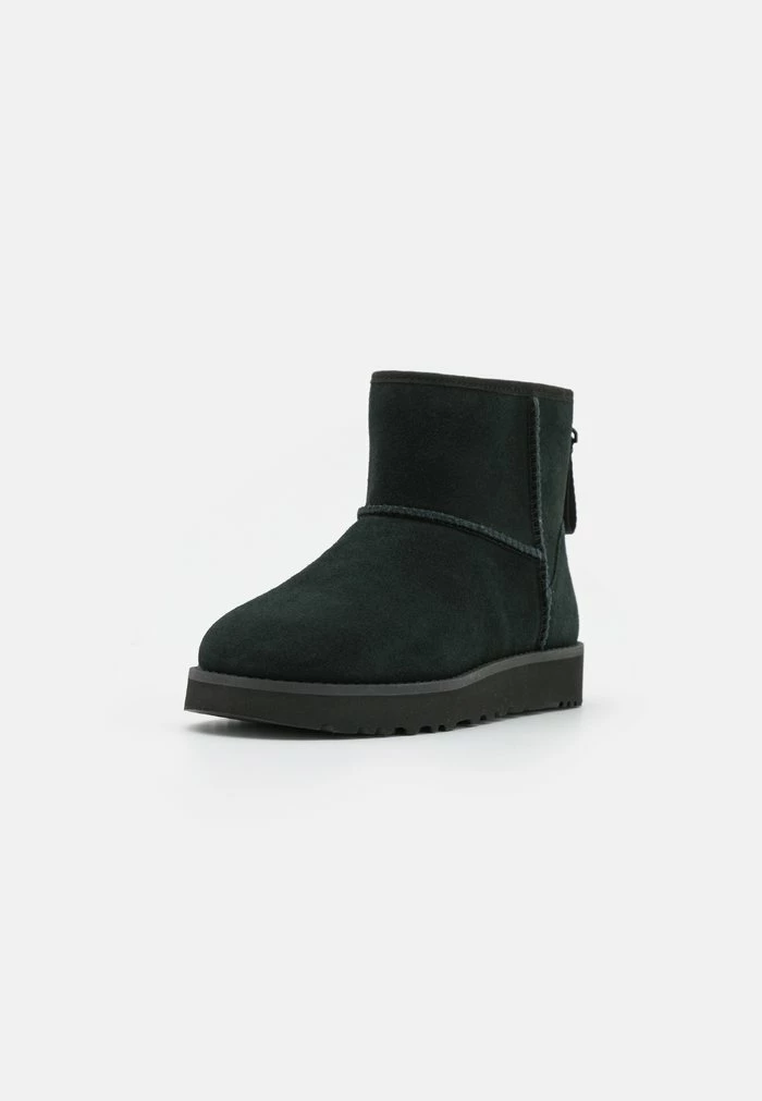 UGG CLASSIC MINI LOGO ZIP - Classic Ankle Boots - Black - Image 3