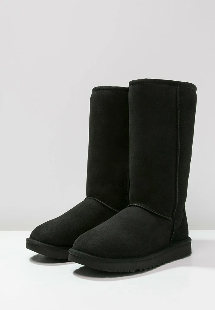 UGG CLASSIC II - Boots - Black - Image 4