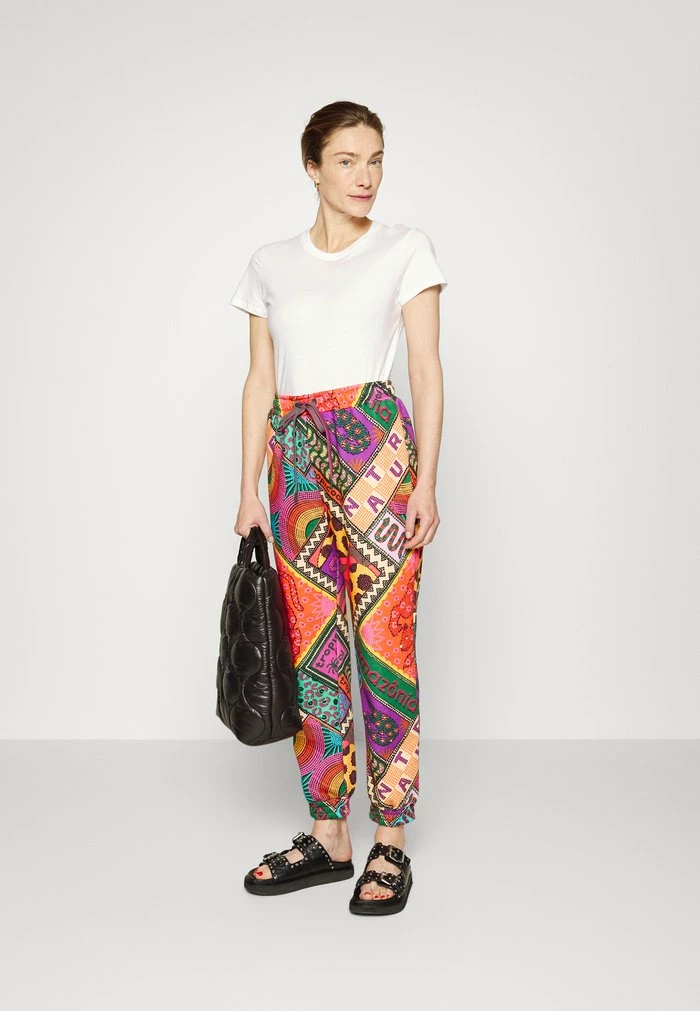 UGG UMA TEE - Basic T-shirt - White - Image 2