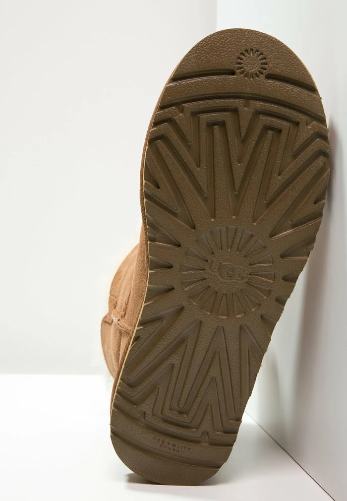 UGG MINI BAILEY BUTTON - Ankle Boots - Chestnut - Image 6