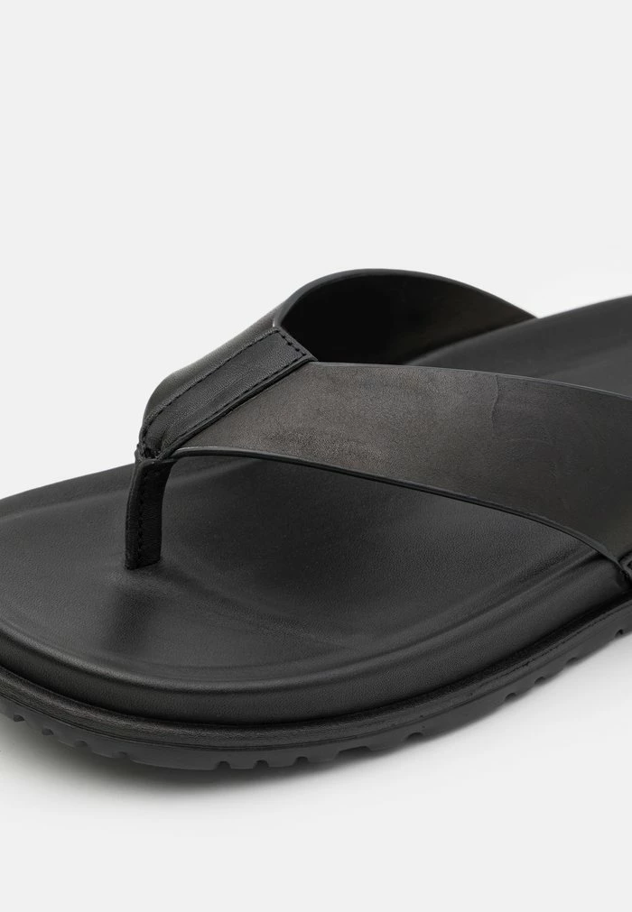 UGG WAINSCOTT FLIP - T-bar Sandals - Black - Image 6