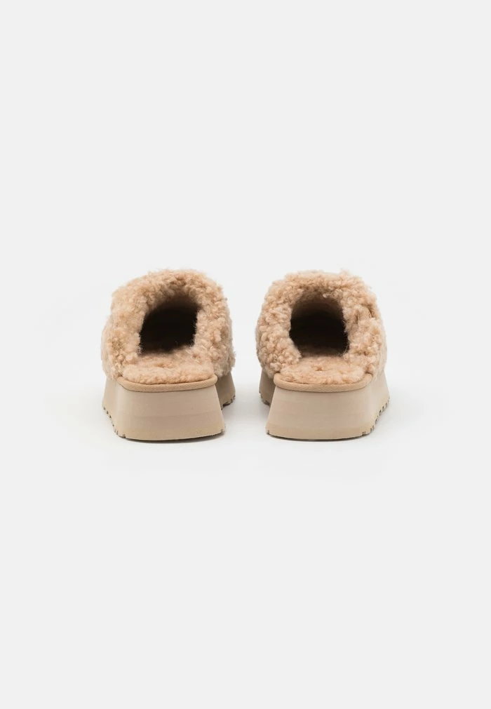 UGG MAXI CURLY PLATFORM - Slippers - Sand - Image 3