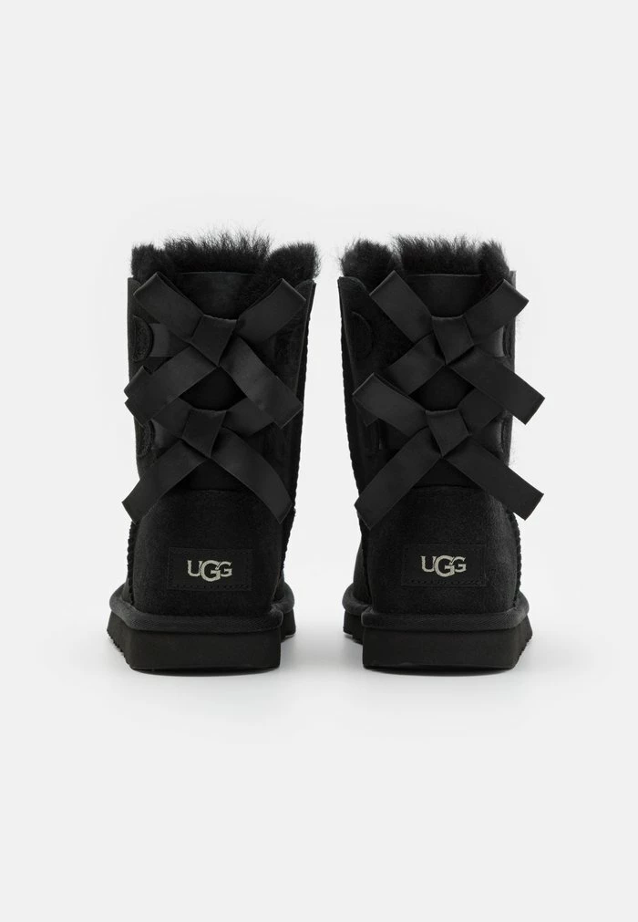 UGG BAILEY BOW - Boots - Black - Image 3