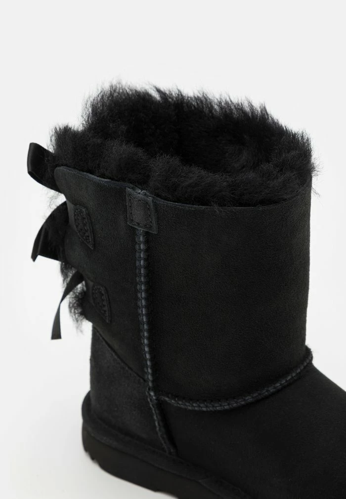 UGG BAILEY BOW - Boots - Black - Image 6