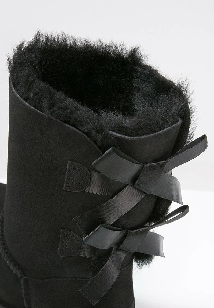 UGG BAILEY BOW - Classic Ankle Boots - Black - Image 7
