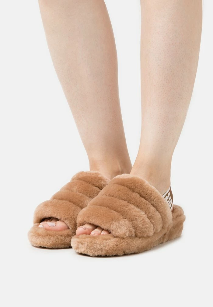 UGG FLUFF YEAH SLIDE - Platform Sandals - Chestnut