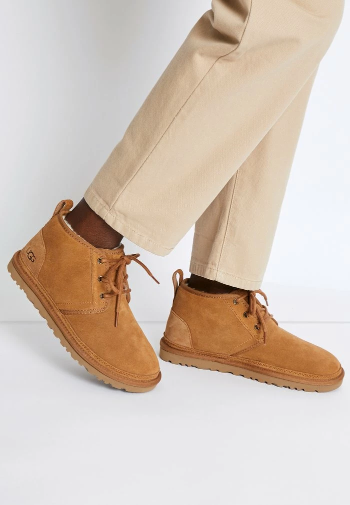 UGG NEUMEL - Ankle Boots - Chestnut
