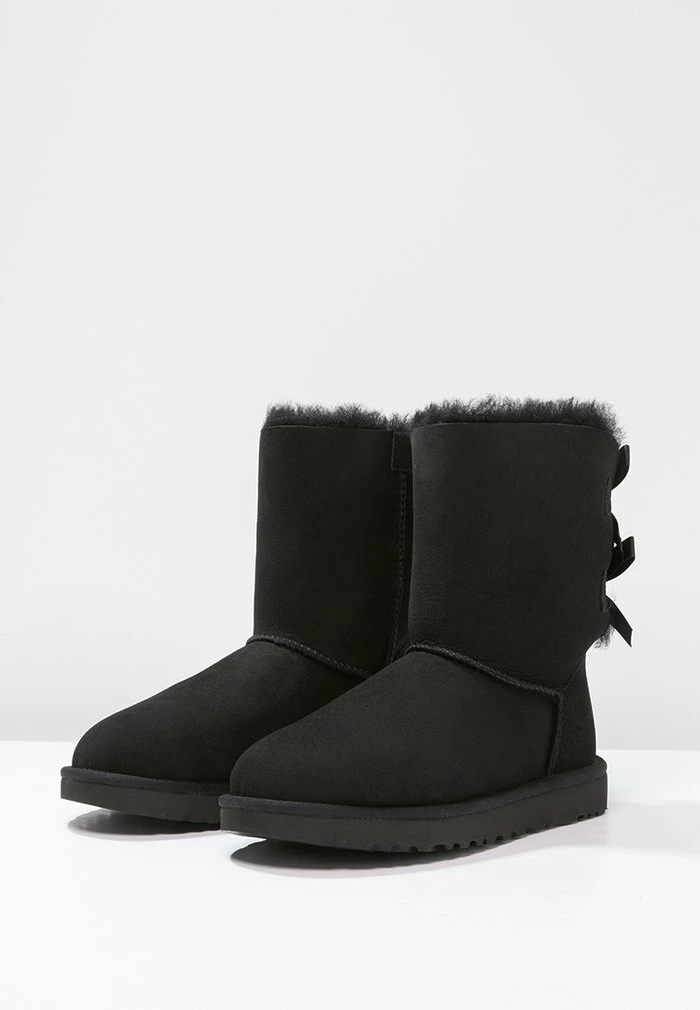 UGG BAILEY BOW - Classic Ankle Boots - Black - Image 4