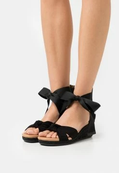 UGG YARROW - Wedge Sandals - Black