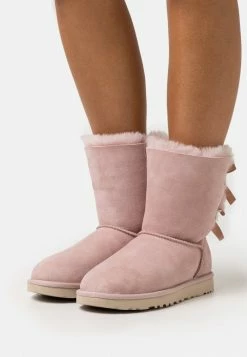 UGG BAILEY BOW - Classic Ankle Boots - Rose Grey