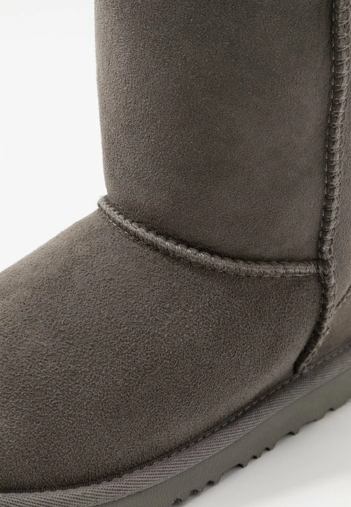 UGG CLASSIC - Classic Ankle Boots - Grey - Image 6