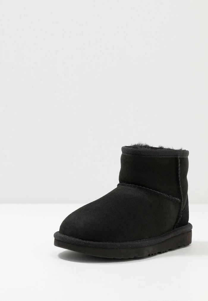 UGG CLASSIC MINI II - Classic Ankle Boots - Black - Image 3