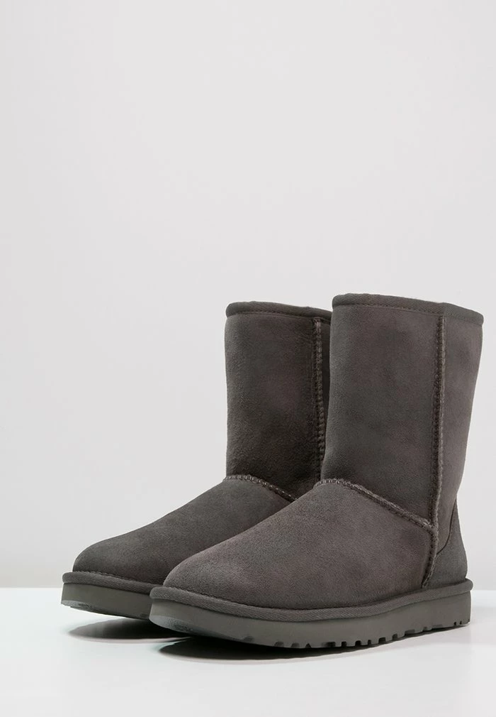 UGG CLASSIC SHORT - Classic Ankle Boots - Grey - Image 4