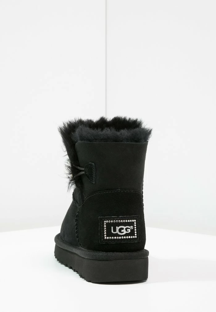 UGG MINI BAILEY BUTTON BLING - Classic Ankle Boots - Black - Image 5