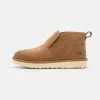 UGG NEUMEL MINIMAL - Classic Ankle Boots - Chestnut
