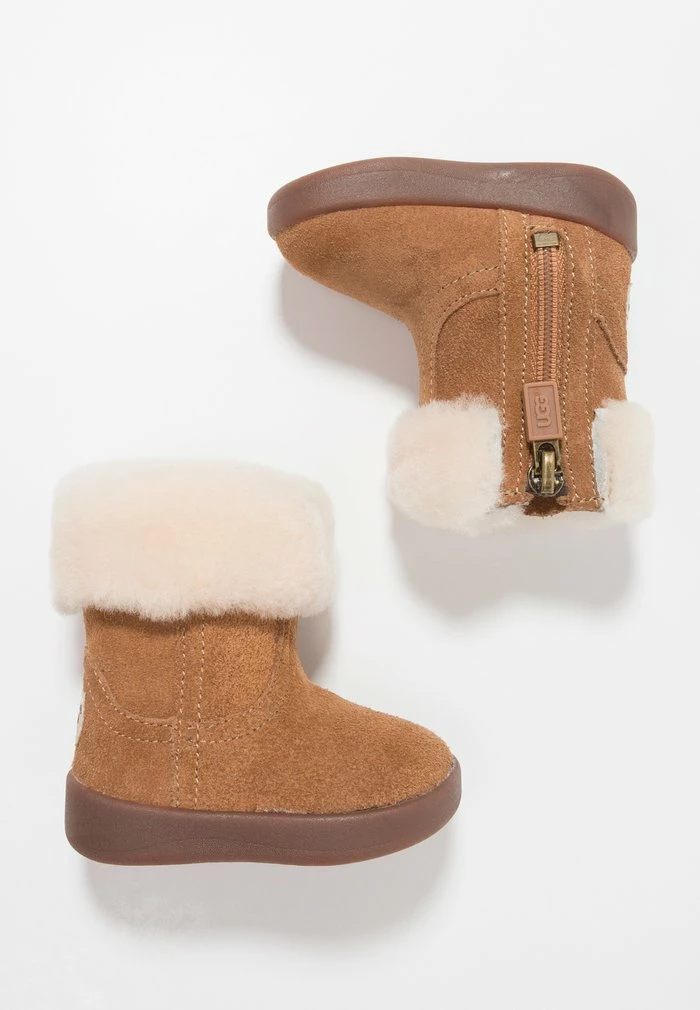 UGG JORIE - Classic Ankle Boots - Chestnut