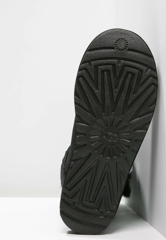 UGG BAILEY - Winter Boots - Black - Image 6