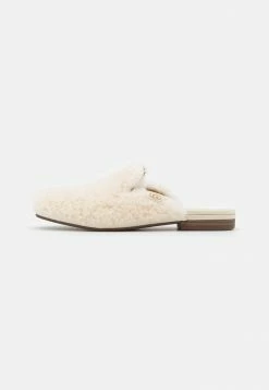 UGG JANAYA COZY MULE - Slippers - Natural