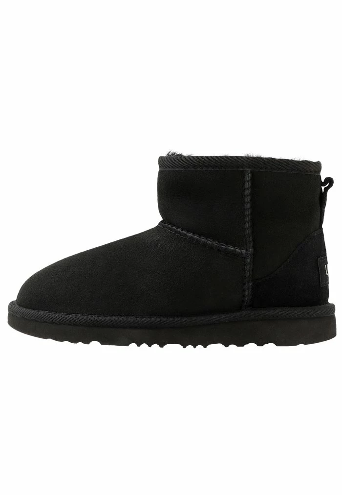 UGG CLASSIC MINI II - Classic Ankle Boots - Black