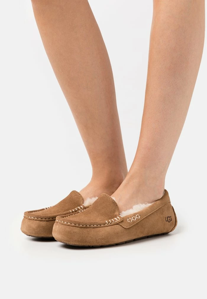 UGG ANSLEY - Moccasins - Chestnut