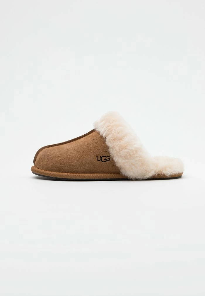 UGG SCUFFETTE - Slippers - Chestnut - Image 3