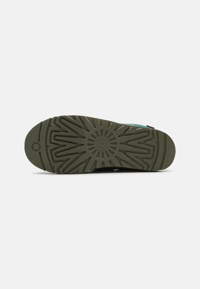 UGG TASMAN LTA CALI TOPO - Slippers - Forest Night - Image 5