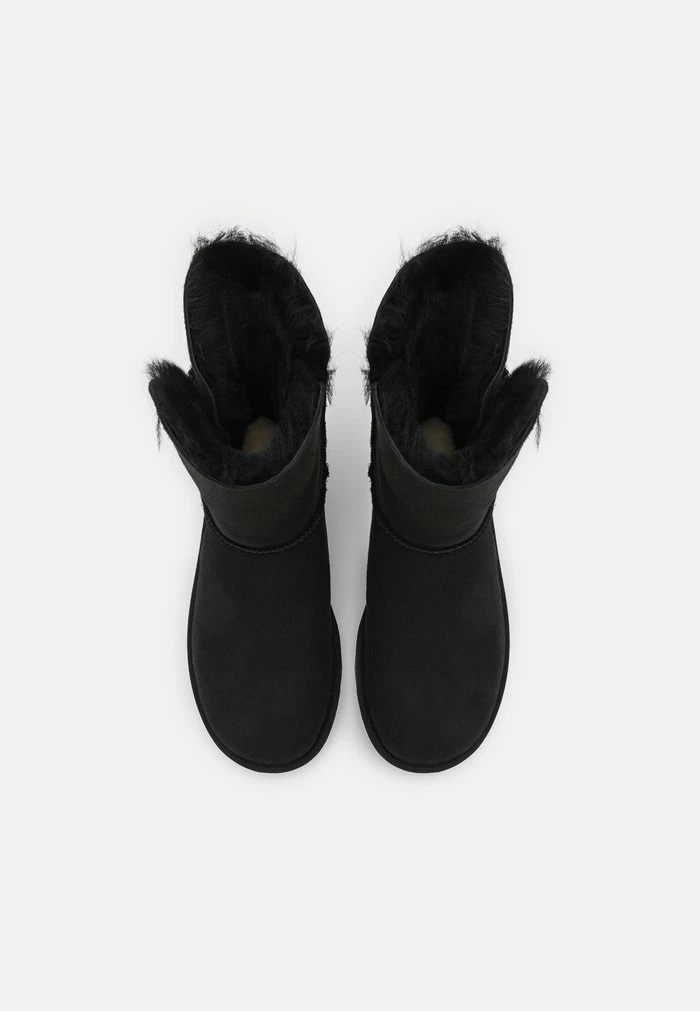 UGG BAILEY ZIP SHORT - Classic Ankle Boots - Black - Image 6